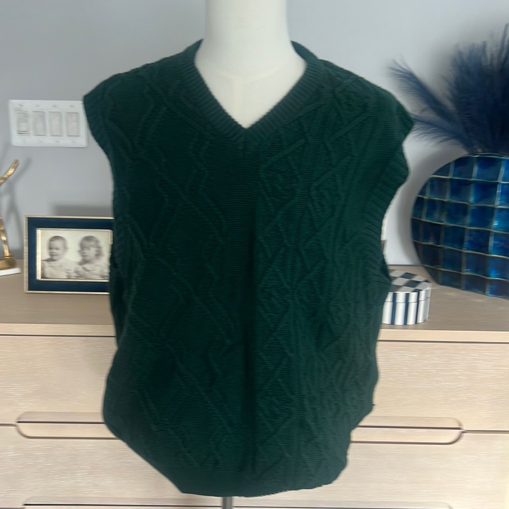 New with tags. ARTE sweater vest